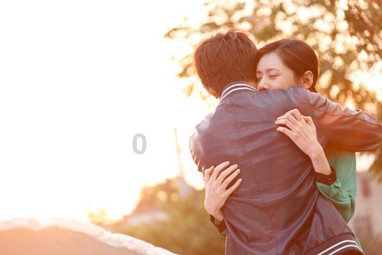 完颜团不再？硬糖少女广告遭怼脸拍，多位成员造型惨遭翻车！